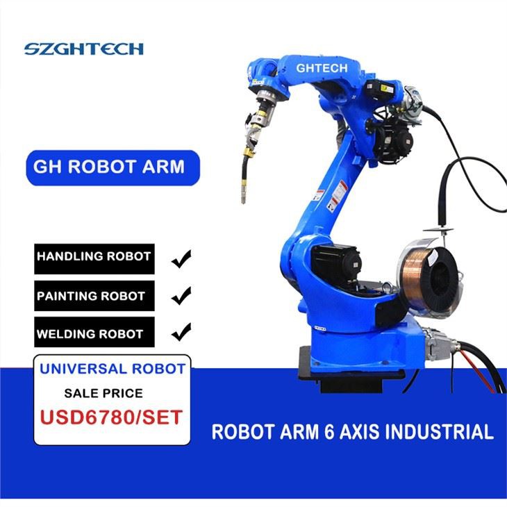 Welding Robot Arm Out Of Cardboard